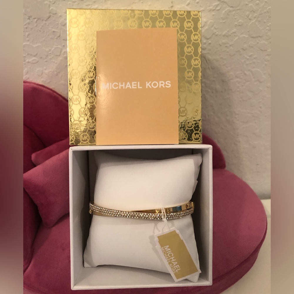 New Original Gold Michaelkors Bracelet With Tag And Booklet